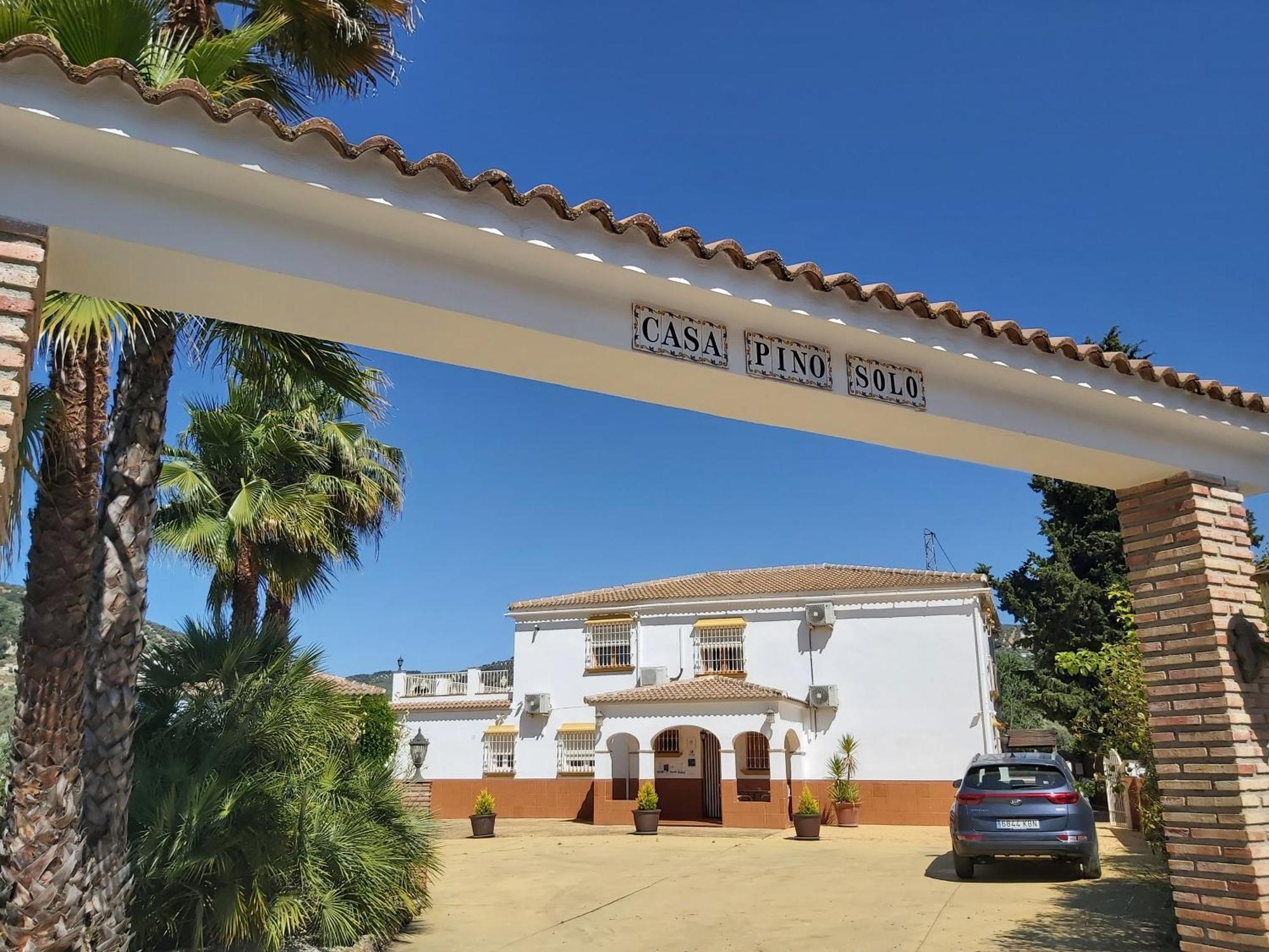 Casa Pino Solo Apartment Iznajar Ngoại thất bức ảnh